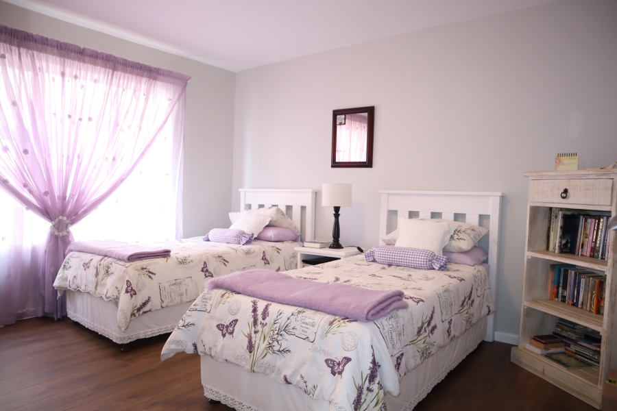 3 Bedroom Property for Sale in Wavecrest Eastern Cape